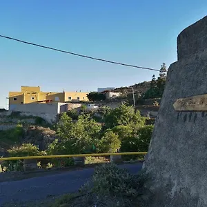 Village. Tony Frias. Hétvégi ház Fasnia